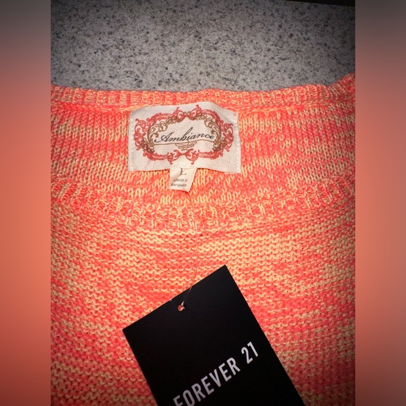 NWT Forever 21 orange Crochet Knit Cropped Sweater 3/4 sleeve size large - Picture 3 of 3